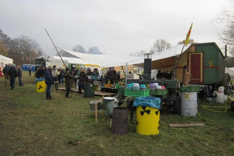 Nov. 2011: "Esso-Wiese" in Dannenberg während des Castors
